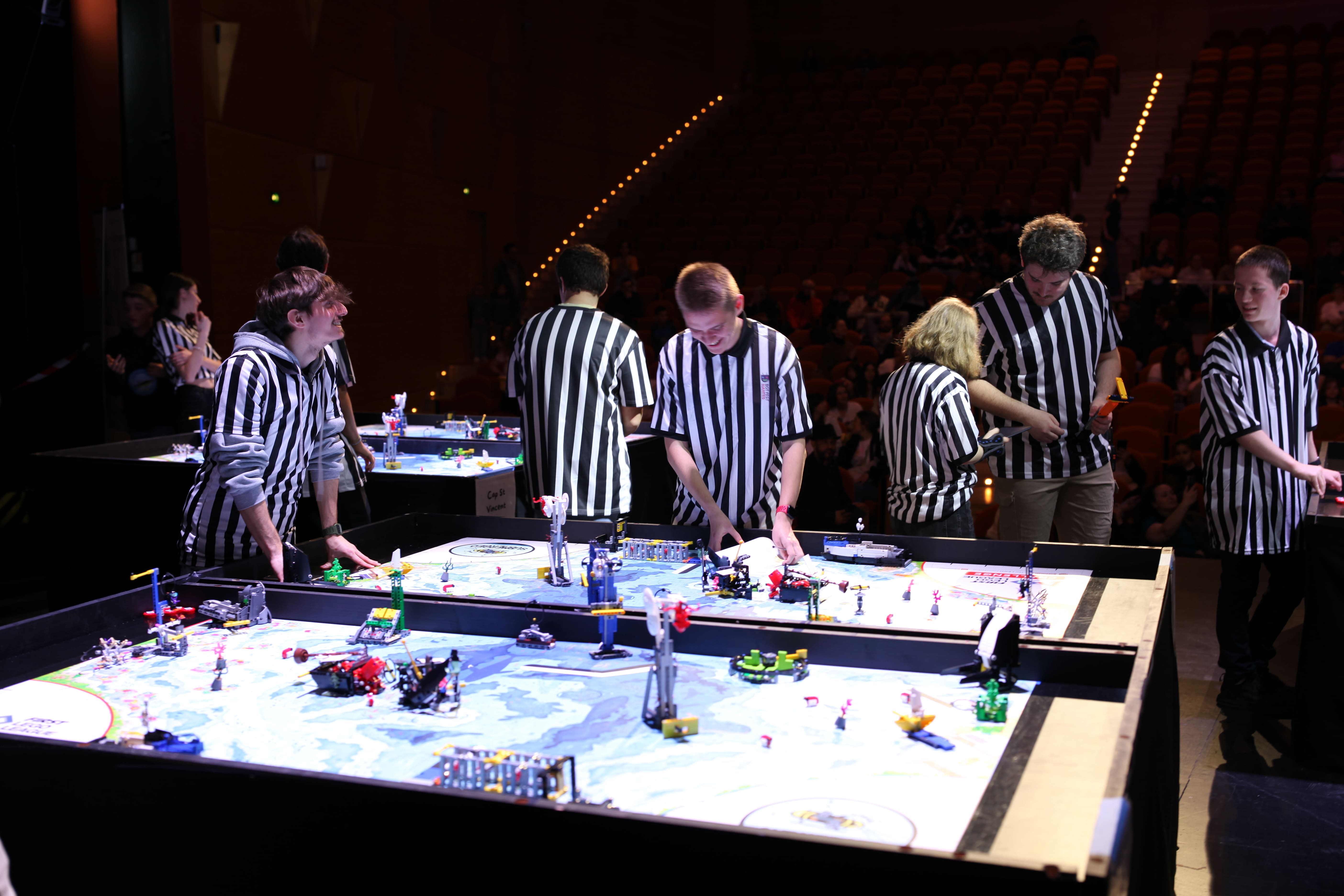 Équipes en compétition FIRST LEGO League