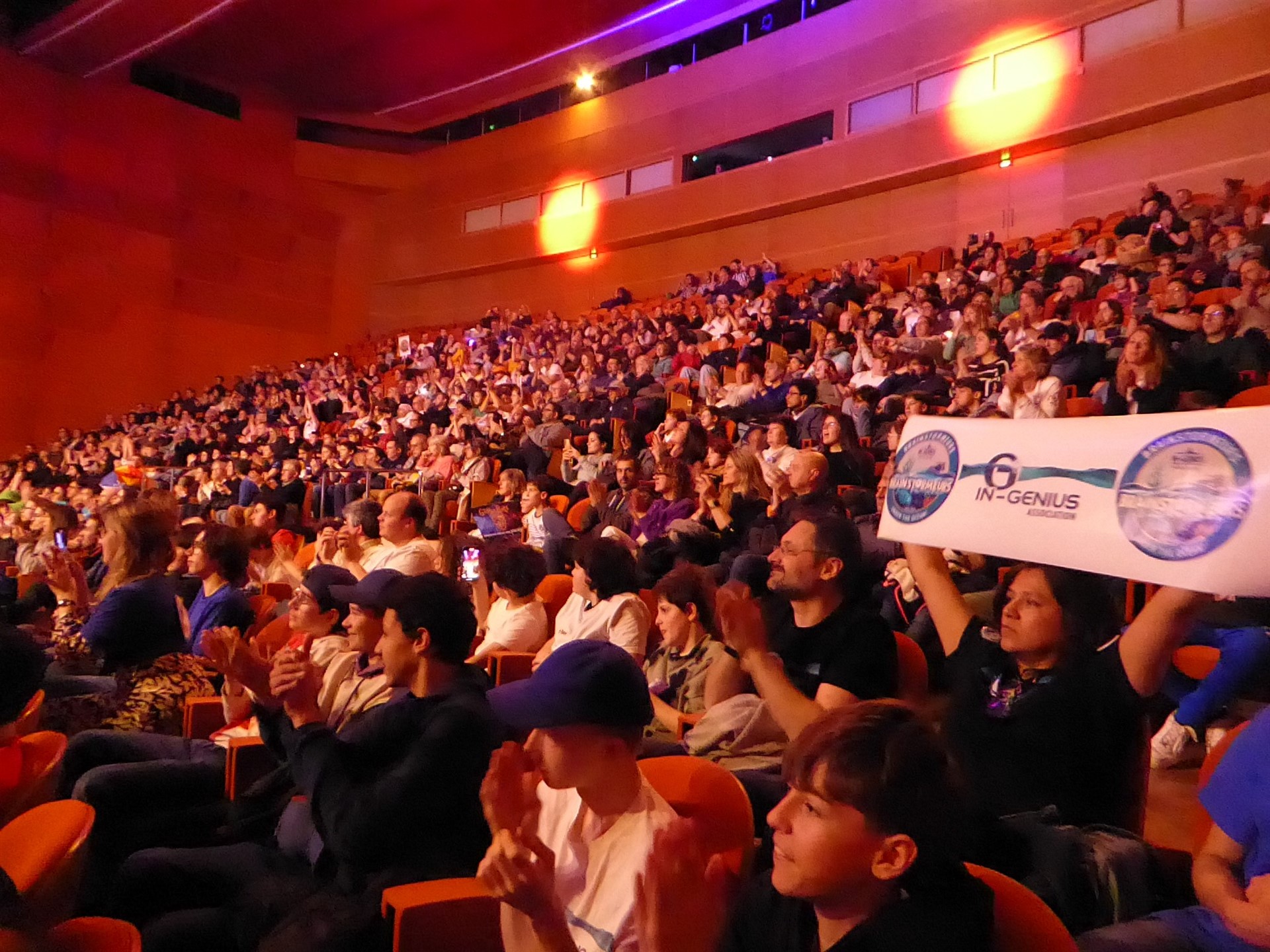 Démonstration de robots au Bot Fest